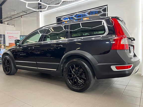 Volvo XC70 3 of 30