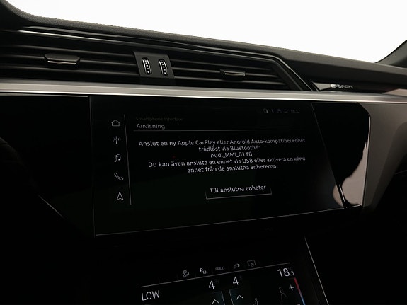 Audi Q8 e-tron 24 of 30