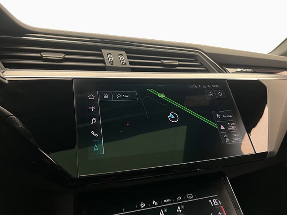 Audi Q8 e-tron 23 of 30