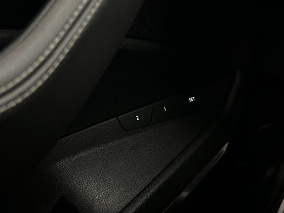 Audi Q8 e-tron 17 of 30