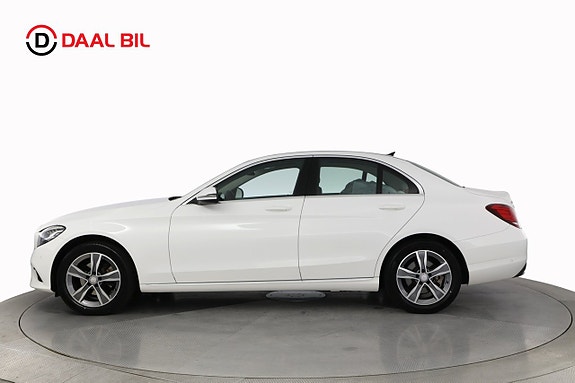Mercedes-Benz C200 9 of 25