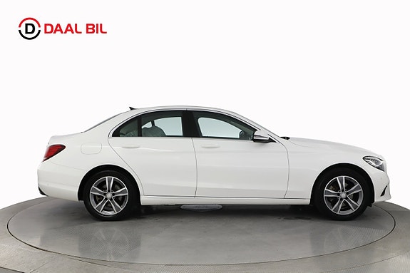 Mercedes-Benz C200 5 of 25