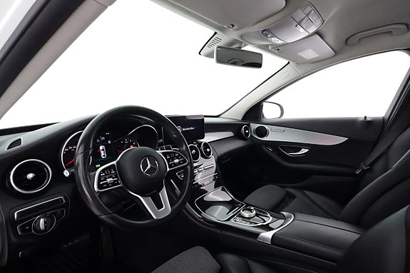 Mercedes-Benz C200 11 of 25