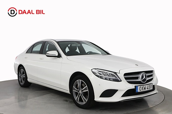 Mercedes-Benz C200 3 of 25