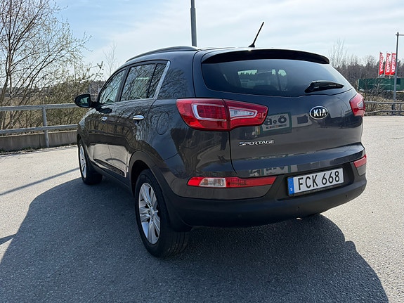 Kia Sportage 3 of 8