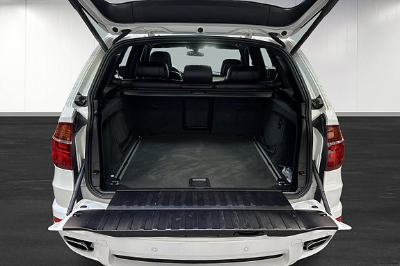 BMW X5 16 of 16