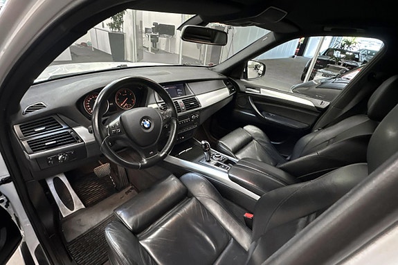 BMW X5 12 of 16