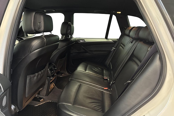 BMW X5 13 of 16