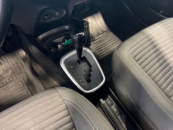 Toyota Yaris 18 of 19