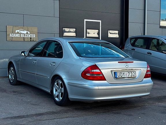 Mercedes-Benz E200 4 of 14