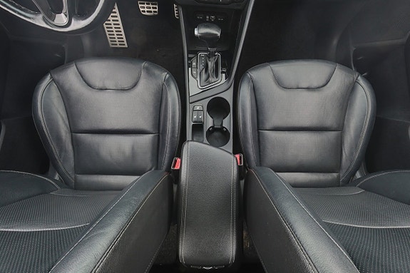Kia Niro 14 of 26