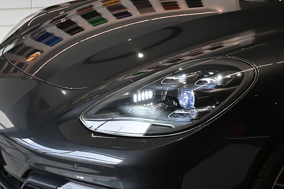 Porsche Panamera GTS 3 of 27