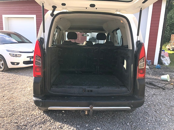 Peugeot Partner Tepee 6 of 6
