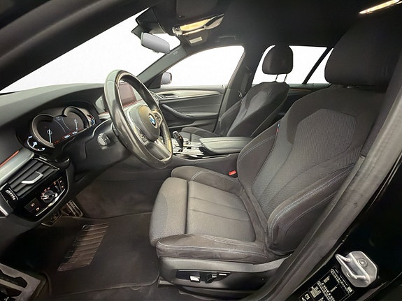 BMW 520 12 of 30