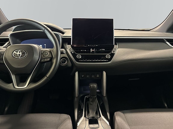 Toyota Corolla Cross 14 of 16
