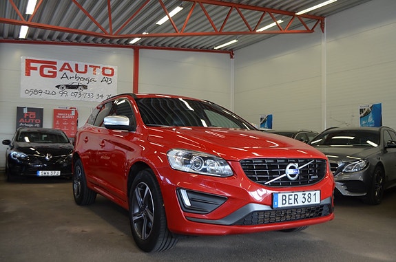 Volvo XC60 14 of 24