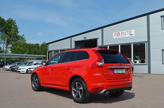 Volvo XC60 5 of 24