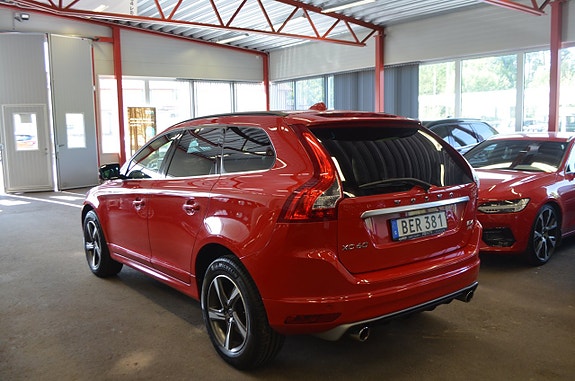 Volvo XC60 15 of 24