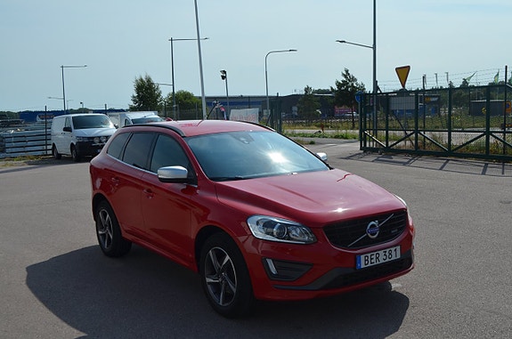 Volvo XC60 9 of 24