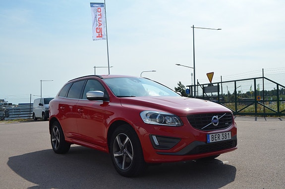 Volvo XC60 10 of 24