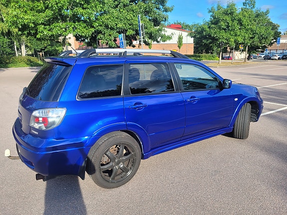 Mitsubishi Outlander 3 of 14