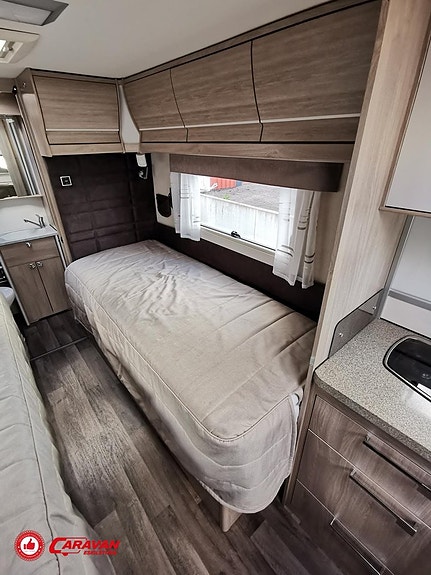 Kabe Imperial Travel Master i810 LT* 14 of 27