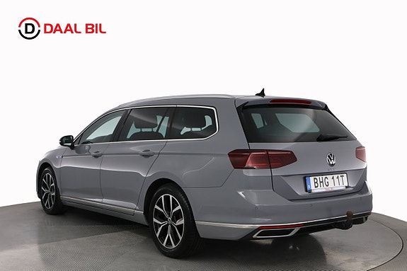 Volkswagen Passat 8 of 28