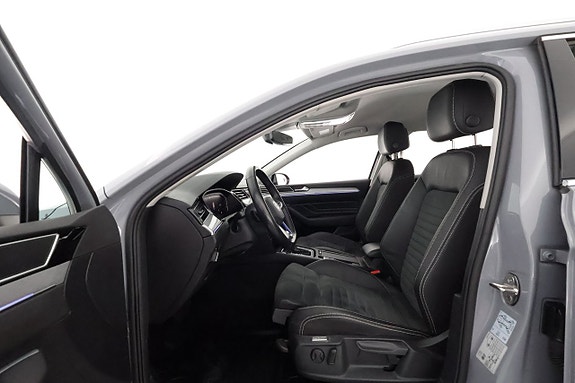 Volkswagen Passat 10 of 28