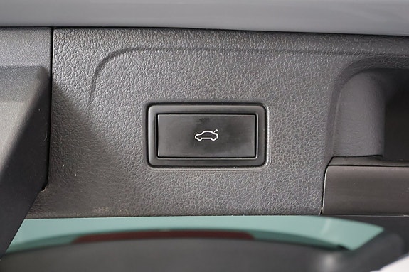 Volkswagen Passat 28 of 28