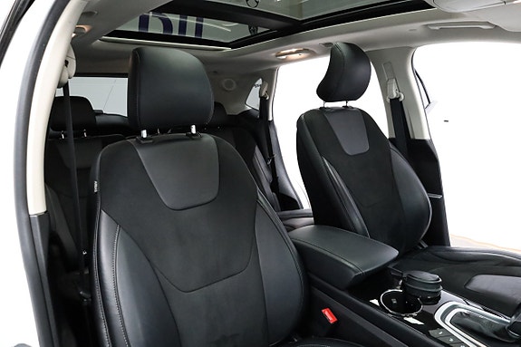 Ford Edge 17 of 24