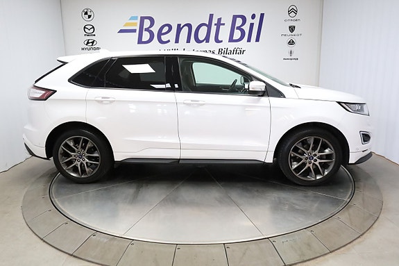 Ford Edge 14 of 24
