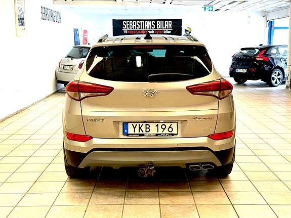 Hyundai Tucson 4 of 17
