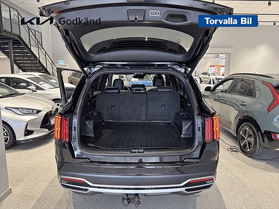 Kia Sorento 14 of 22