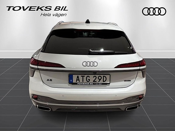 Audi A6 4 of 17