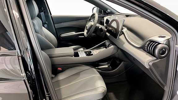 BYD Atto 3 Evo 3 of 9