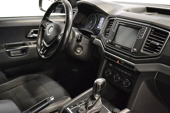 Volkswagen Amarok 3 of 5