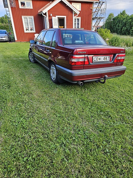 Volvo 850 2 of 2