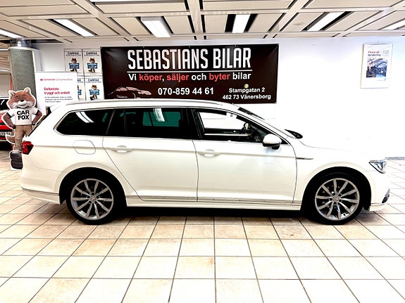 Volkswagen Passat 2 of 14