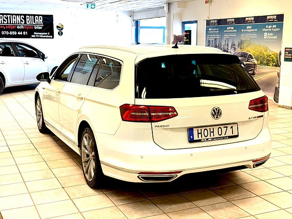 Volkswagen Passat 5 of 14
