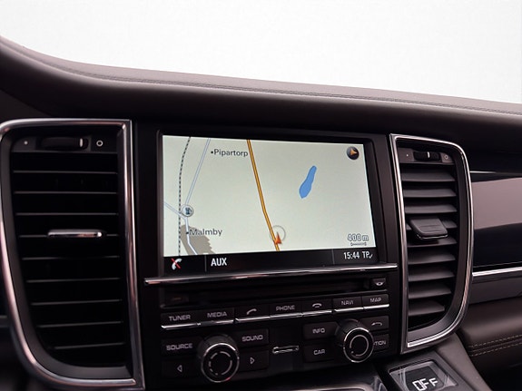 Porsche Panamera 4S 21 of 30