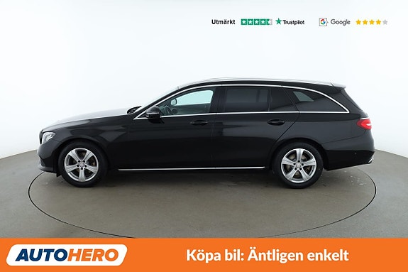 Mercedes-Benz E220 2 of 30