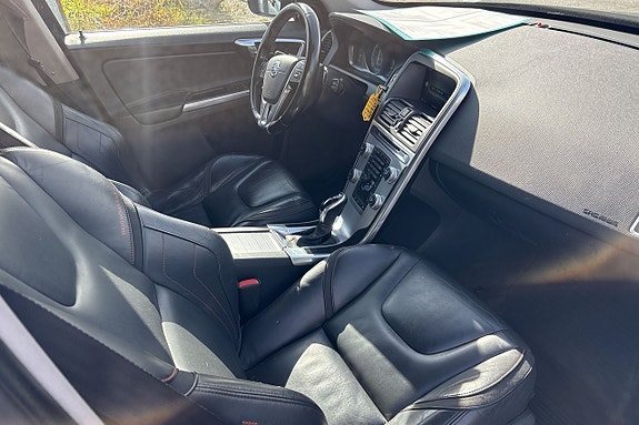 Volvo XC60 18 of 20
