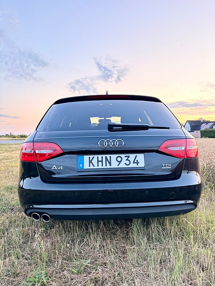Audi A4 4 of 7