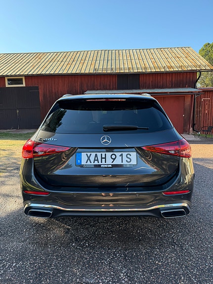 Mercedes-Benz C300 e 4 of 8