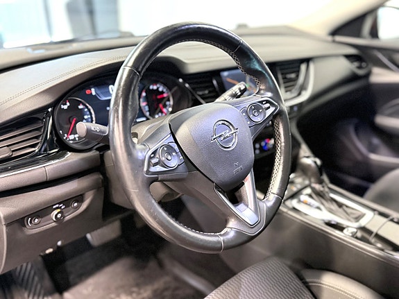 Opel Insignia 15 of 19
