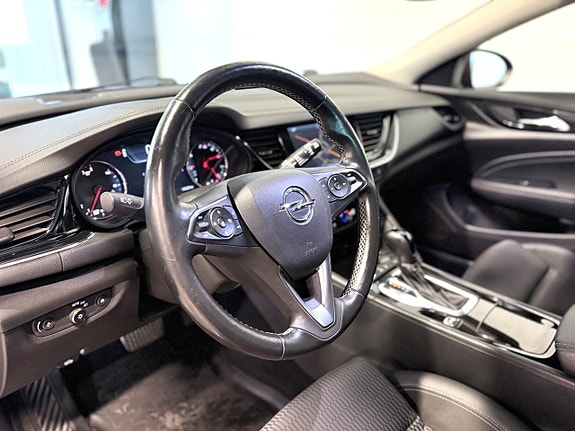 Opel Insignia 11 of 19
