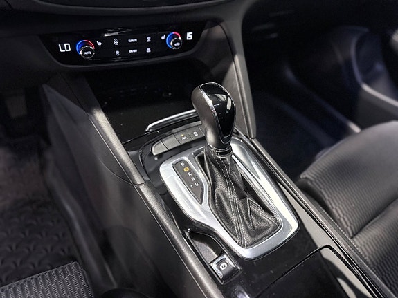 Opel Insignia 13 of 19