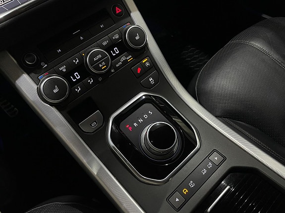 Land Rover Range Rover Evoque 19 of 27