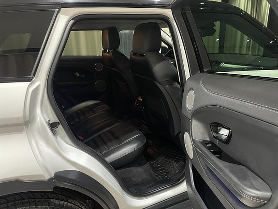 Land Rover Range Rover Evoque 11 of 27