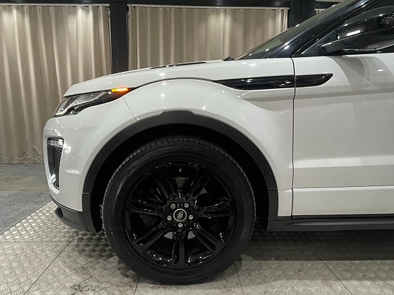 Land Rover Range Rover Evoque 4 of 27